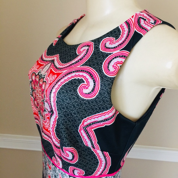  LIKE NEW Colorful Paisley Scuba Dress - Picture 3 of 7